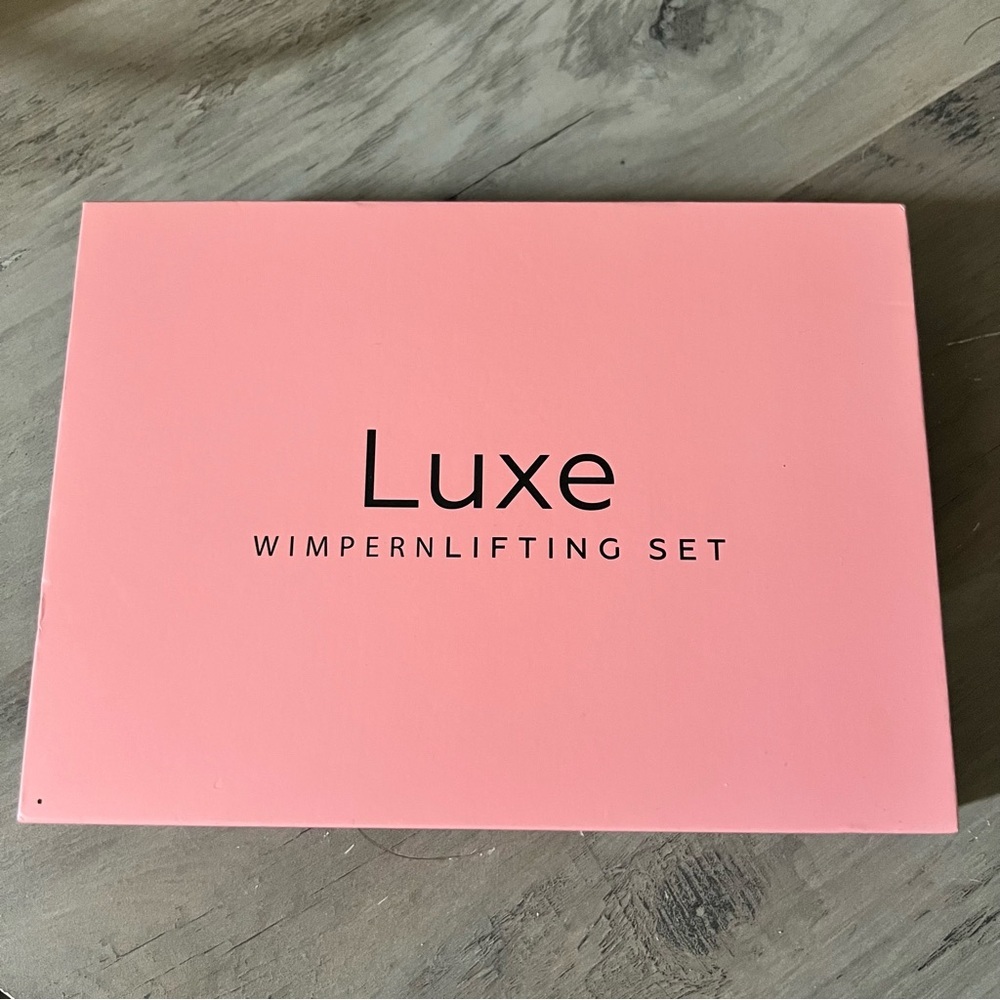 Luxe Wimpernlifting Set lash lift and Tint kit for at-home use NWT Lash Curling